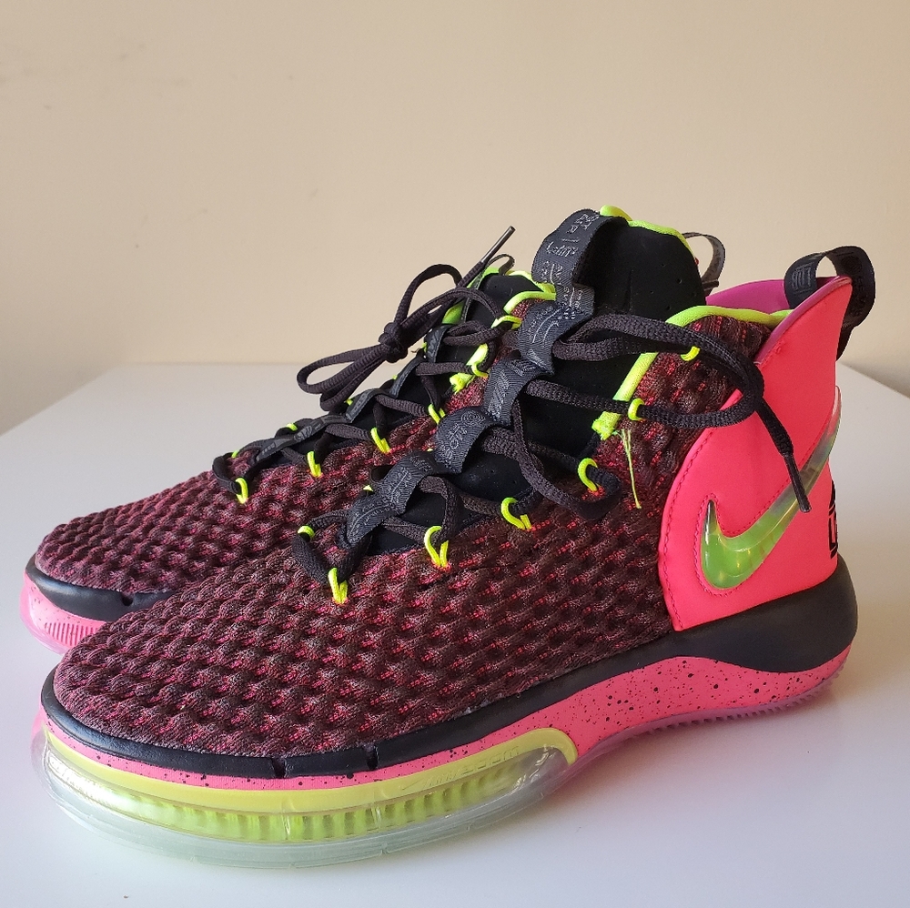 Nike Alphadunk Basketball Sneakers Racer Pink sz10